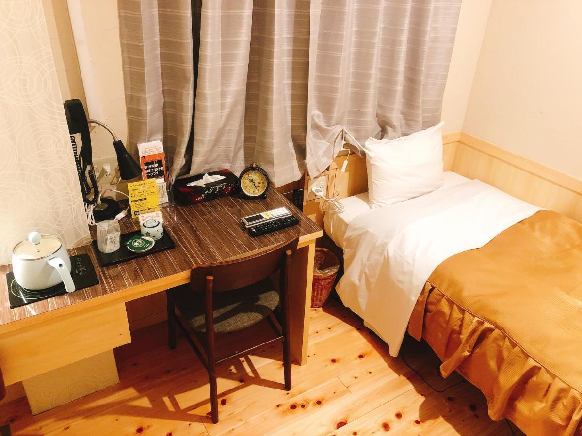 טוקיו Business Hotel Crescent מראה חיצוני תמונה